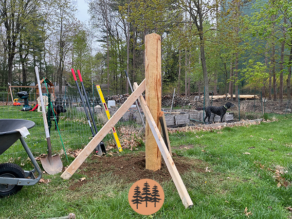 split-rail-fence-construction-setting-posts-level